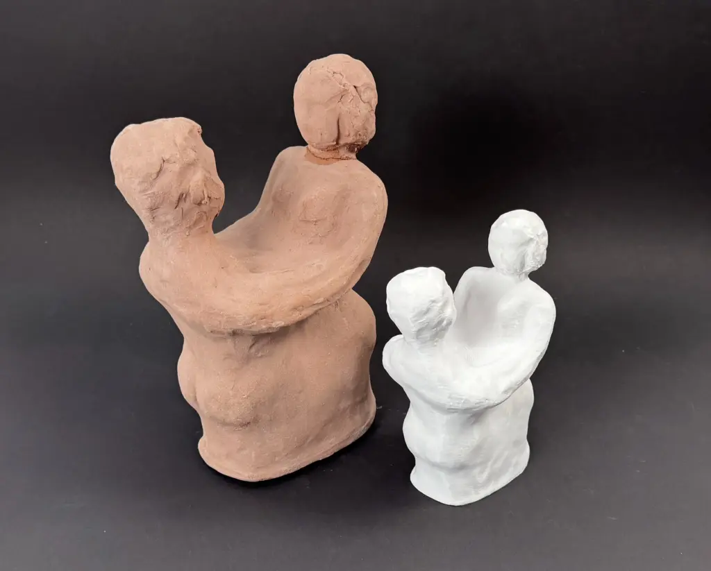 Eine Figur mit einer 3D-gescannten und 3D-gedruckten Kopie